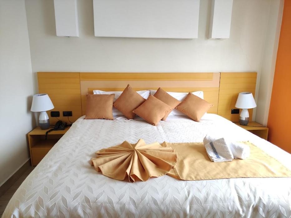 Hotel Golden Coral Tulcán Eksteriør bilde