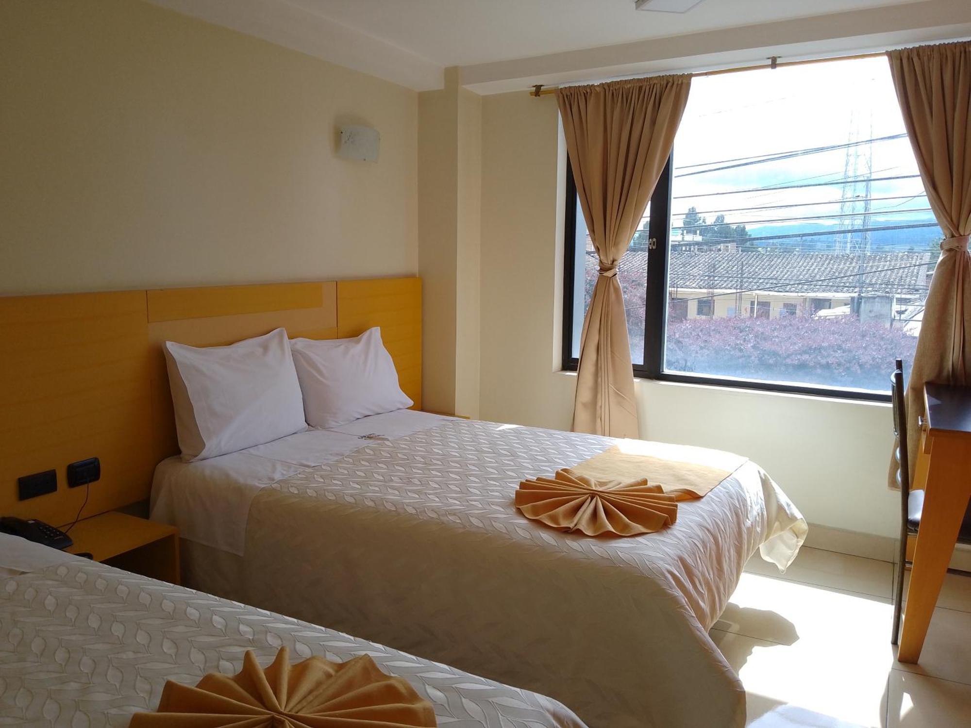 Hotel Golden Coral Tulcán Eksteriør bilde